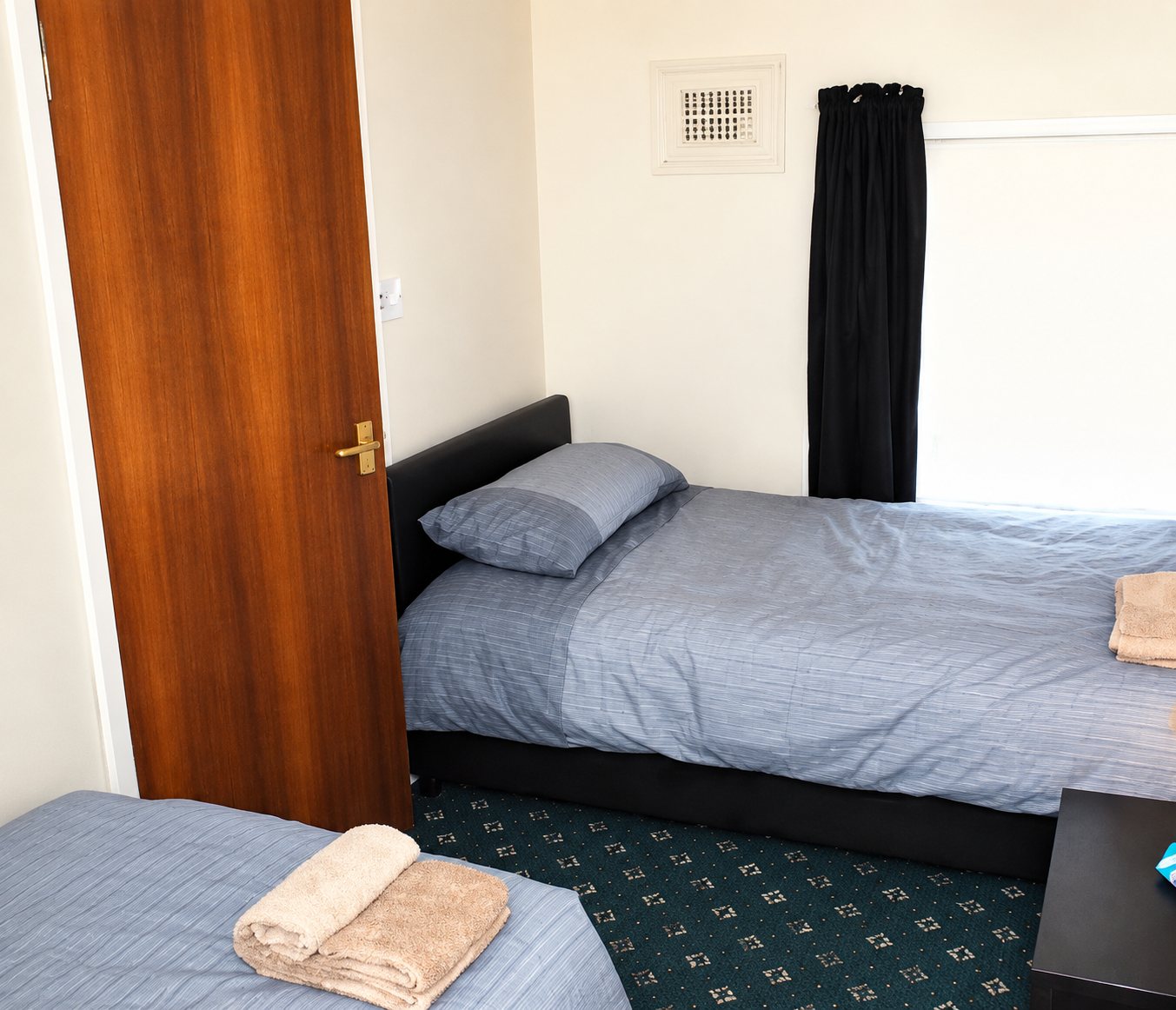Twin room at the Kingsway